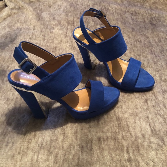 Shoes/heels - Picture 1 of 1